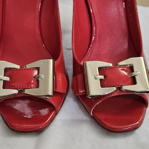 Authentic Gucci Red Patent Leather Peep Toe Pumps 5.5 B - Picture 2 of 16